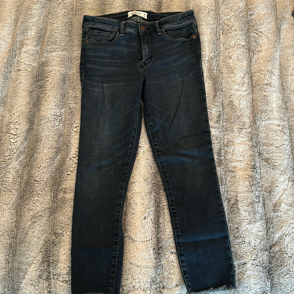 Abercrombie & Fitch Mid-Rise Super Skinny Jeans - 6S